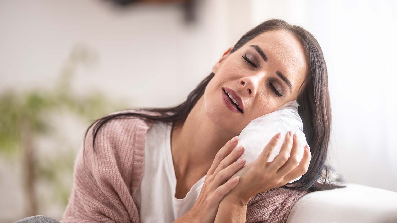 How You Can Stop Tooth Nerve Pain at Home